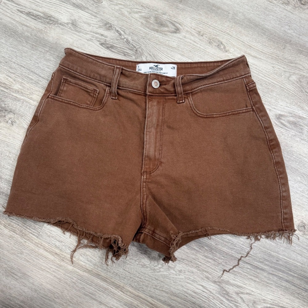 Hollister Brown Curvy Ultra High-Rise Mom Shorts Size 7 W28 Frayed Hem Stretch - Picture 1 of 6